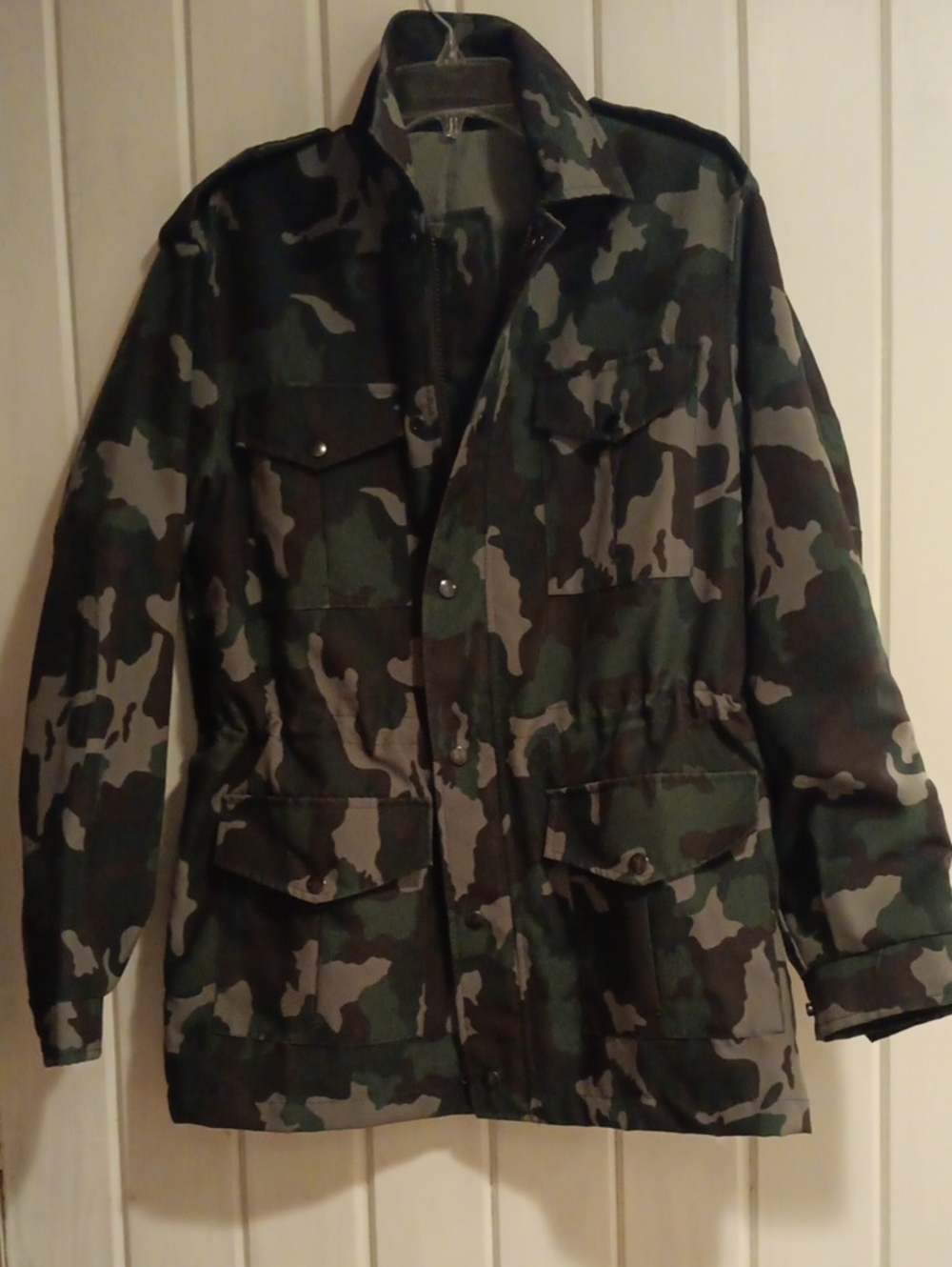 Men's Camouflage Utility Windbreaker Jacket - Green Camo